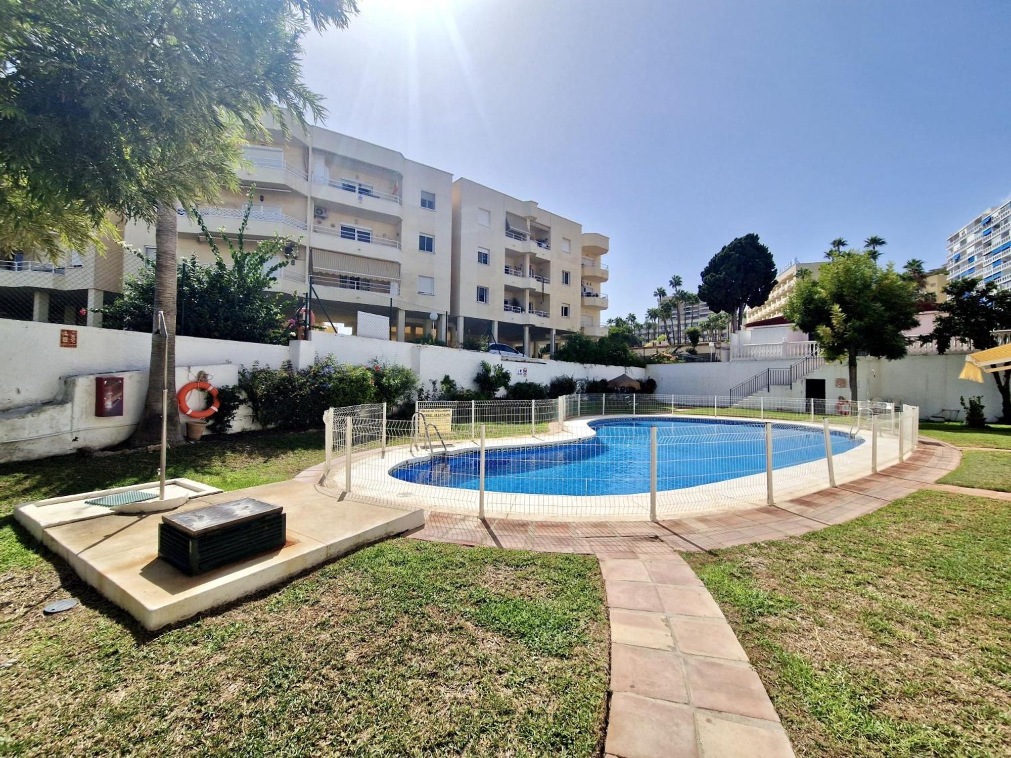 Sr Mediterraneo Playa De La Carihuela トレモリノス エクステリア 写真